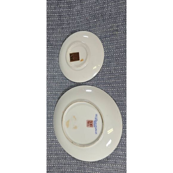 Two Japanese Imari ware plates - Picture 2 of 4